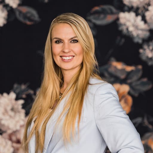 Rebecca - Manager