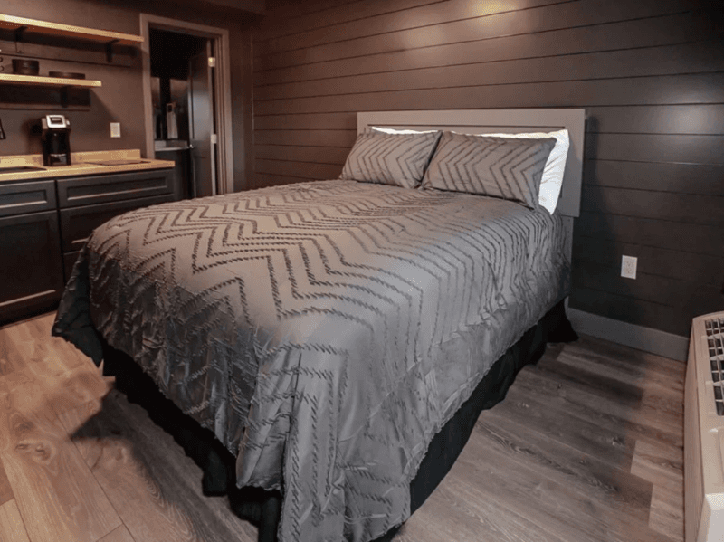 Downtown Coeur d'Alene Furnished 1-Bedroom Apartment